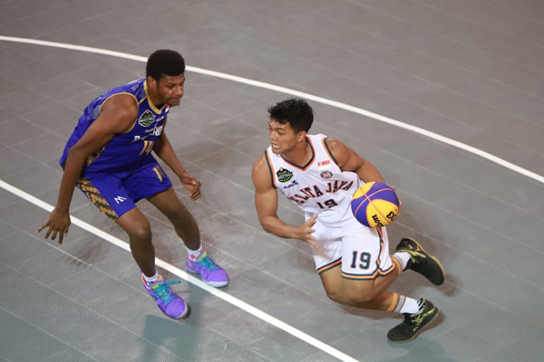 kostum basket JAKARTA